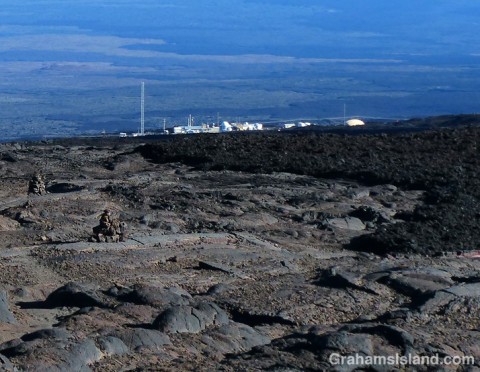The observatory comes into view. Note the rough a'a lava on the right and the more rounded pahoehoe on the left nad in the foreground.