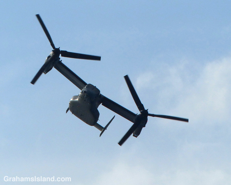 A V-22 Osprey banks as it approaches Upolu Airport.