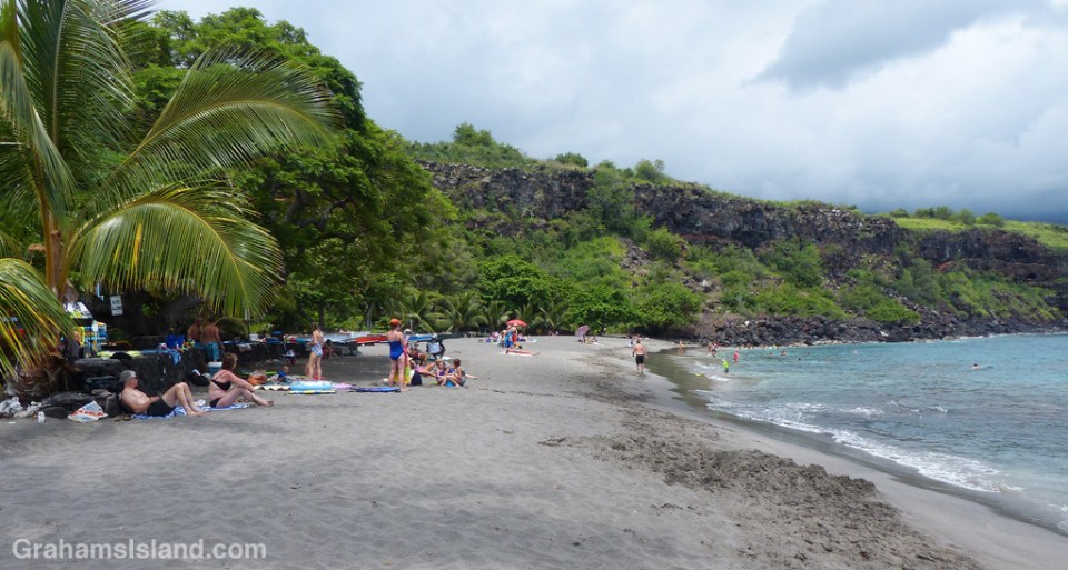 The beach at Ho'okena Beach Park.