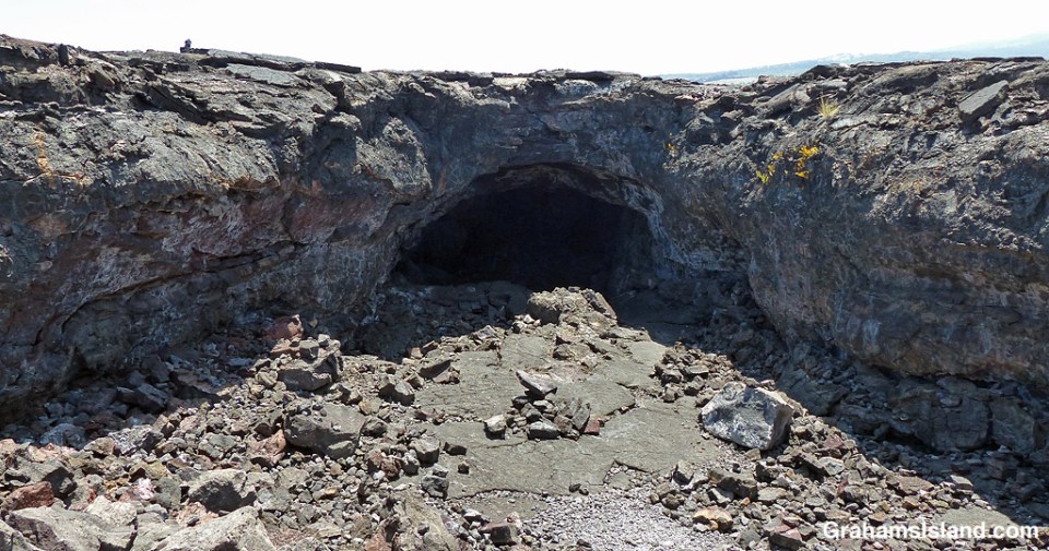 The lava tube north of Kailua Kona Airport.