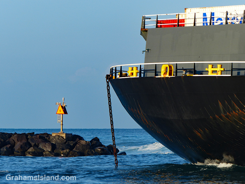 Tug and Barge entering Kawaihae harbor