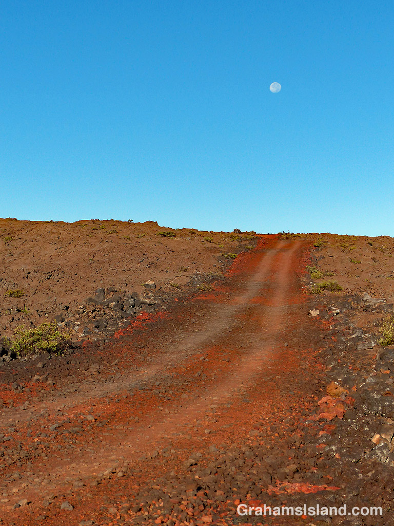 HI-SEAS access road on Mauna Loa