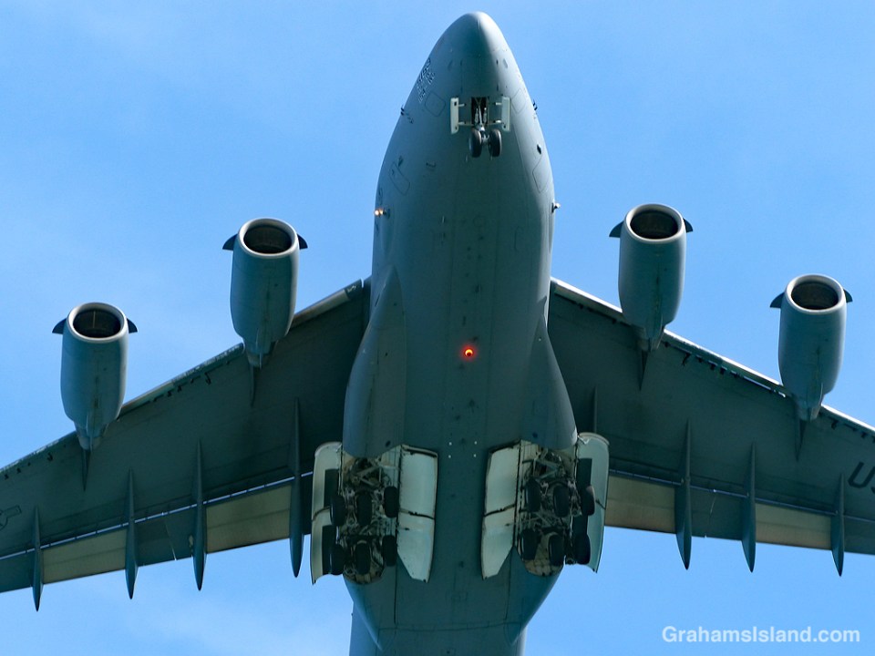 c-17 globemaster details