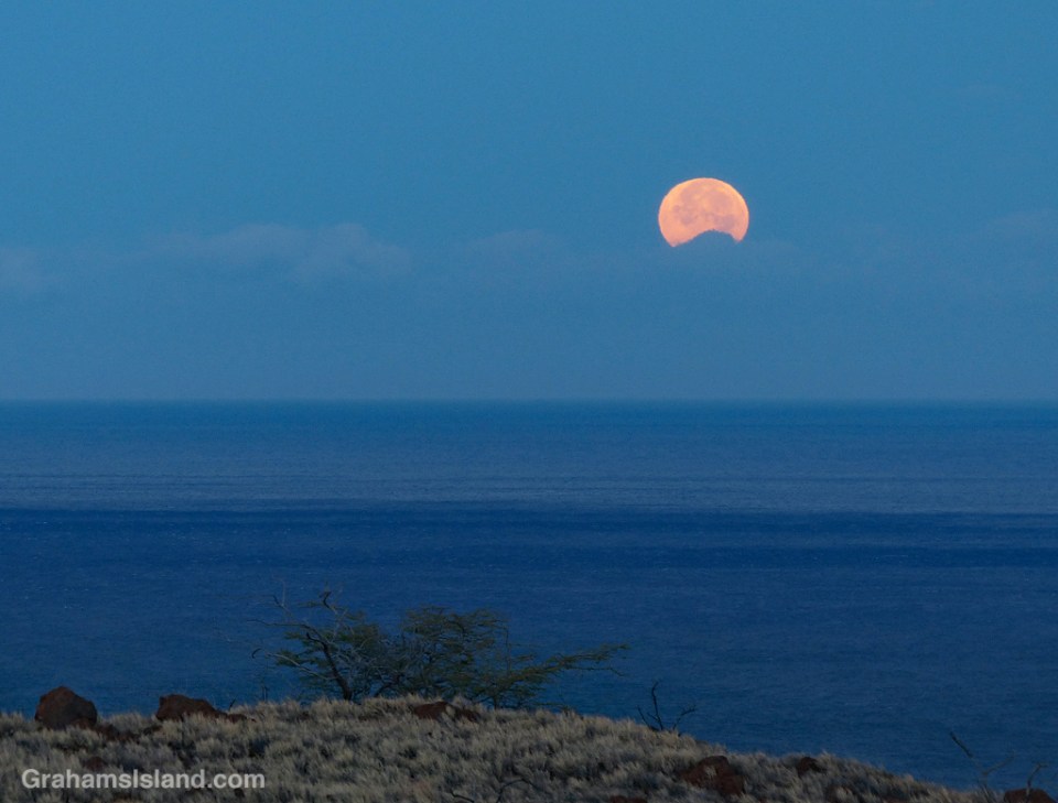 Full moon setting | Graham's Island