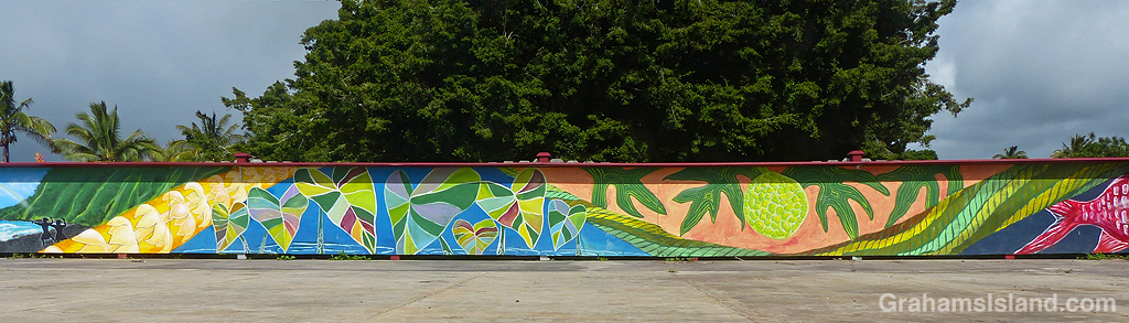 A colorful mural in Hawi, Hawaii