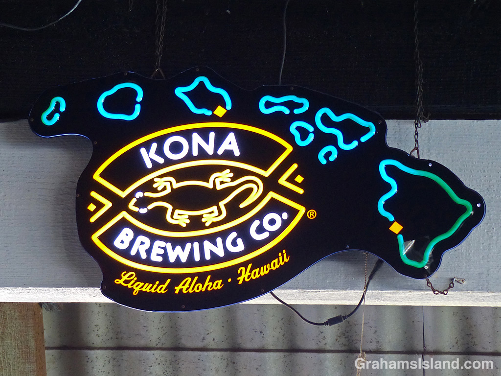 A neon Kona Brewing sign in Hawaii