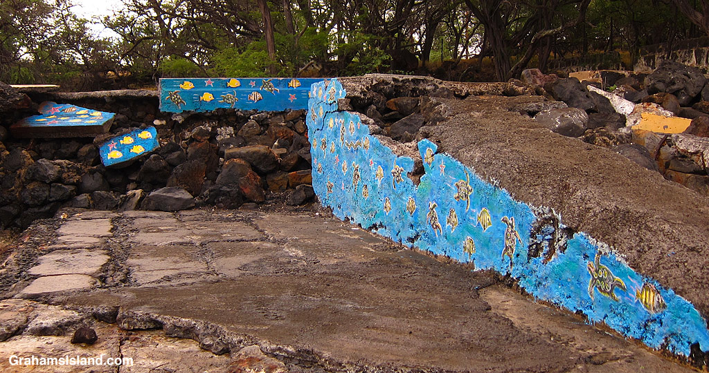 Colorful art along the shore in Hawaii