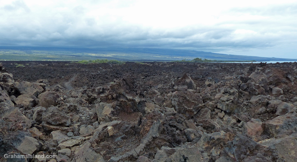A trail to the golden pools of Keawaiki in Hawaii
