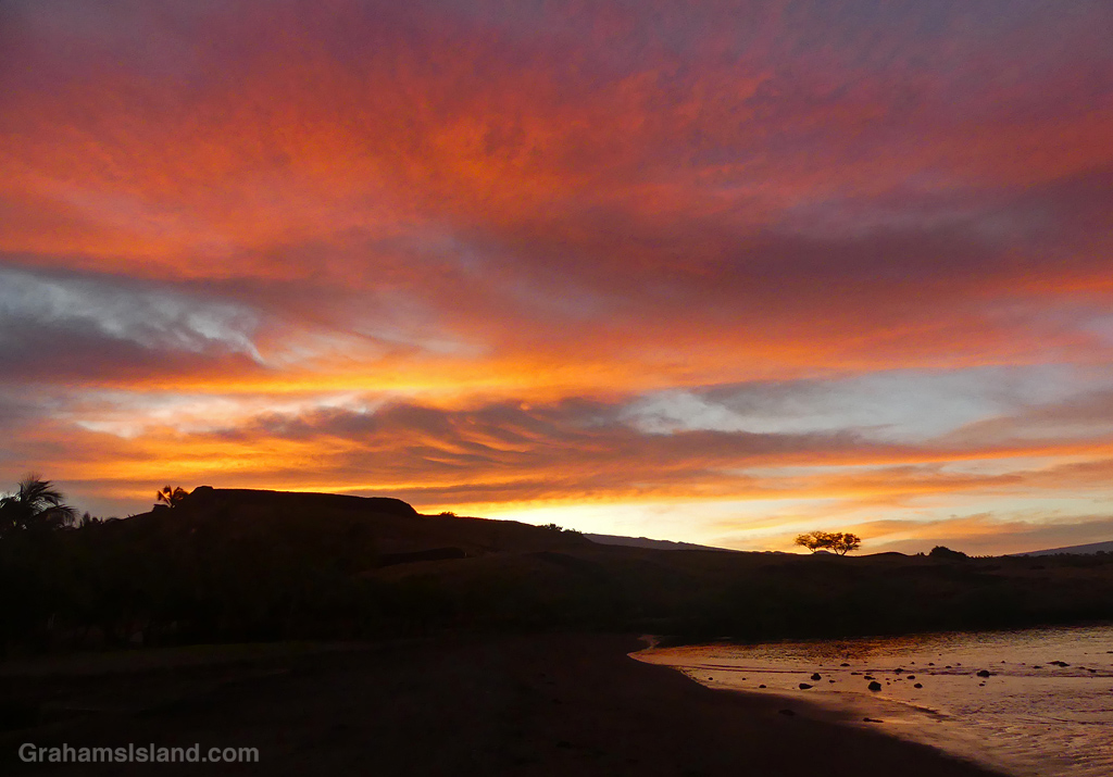 Sunrise at Pelekane Beach, Kawaihae