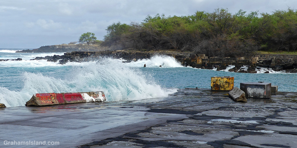 High surf at Mahukona Hawaii