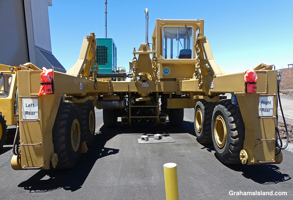 The machine used to move dishes of the Smithsonian Submillimeter Array on Mauna Kea, Hawaii