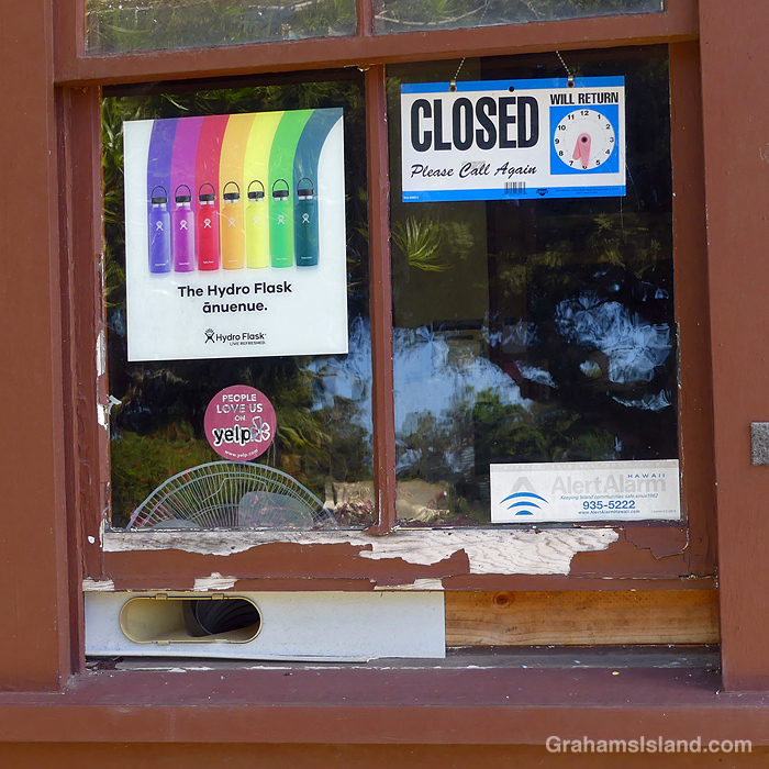 A window in Hawi, Hawaii