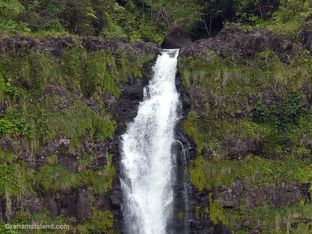 Akaka Falls in Hawaii