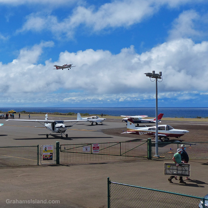 Small planes at Upolu Airport, Hawaii