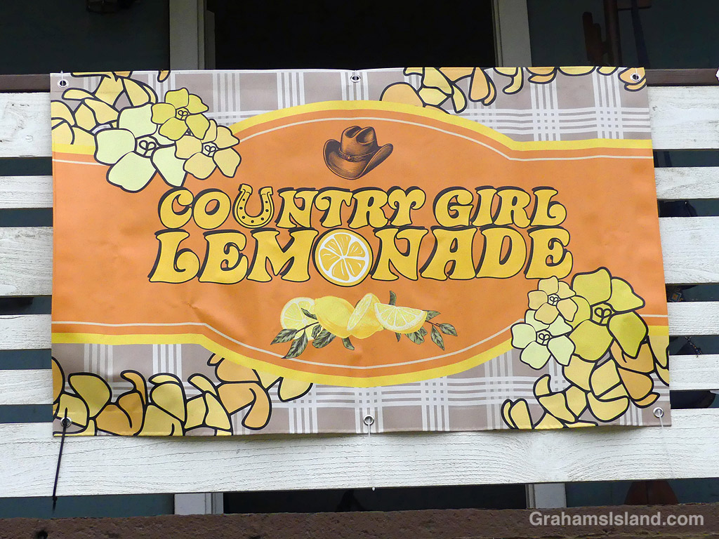Country Girl Lemonade sign in Hawi, Hawaii