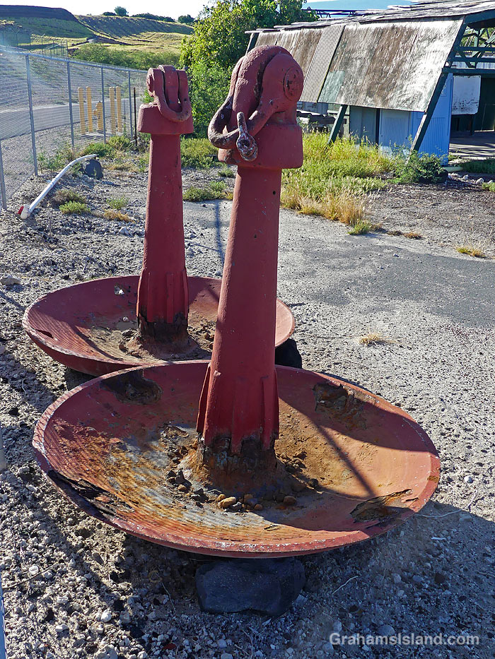 Mushrooms anchors at Kawaihae, Hawaii